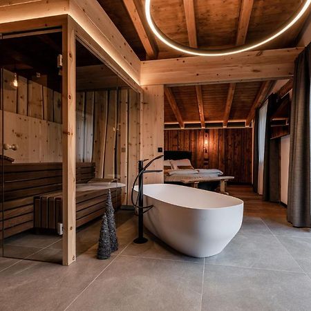 Nidaris - Luxury Private Spa Suites Мале Екстер'єр фото