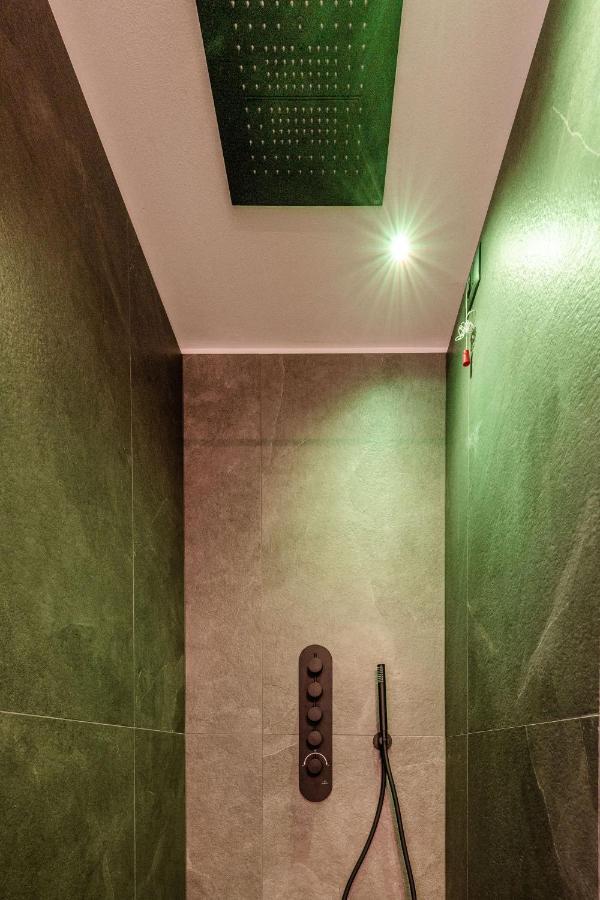 Nidaris - Luxury Private Spa Suites Мале Екстер'єр фото