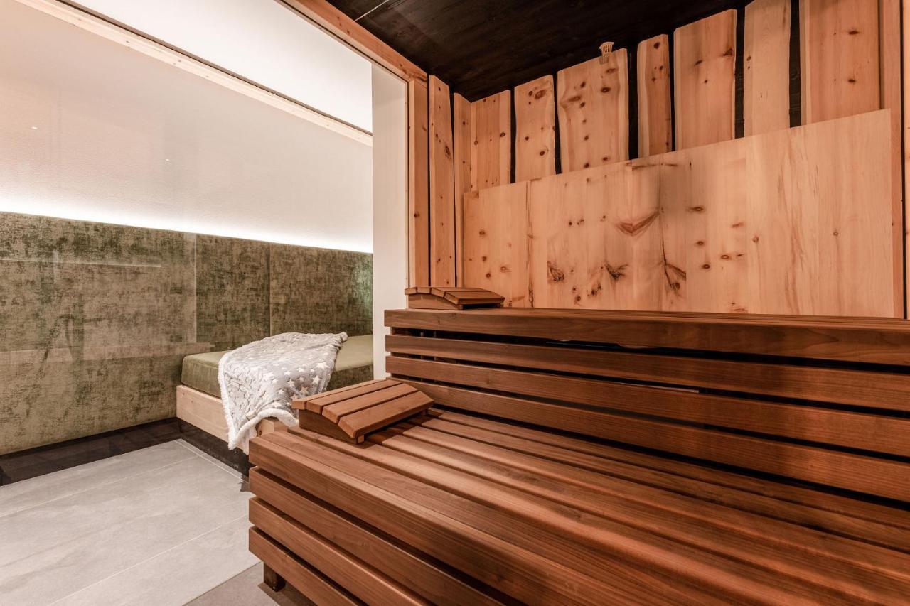 Nidaris - Luxury Private Spa Suites Мале Екстер'єр фото